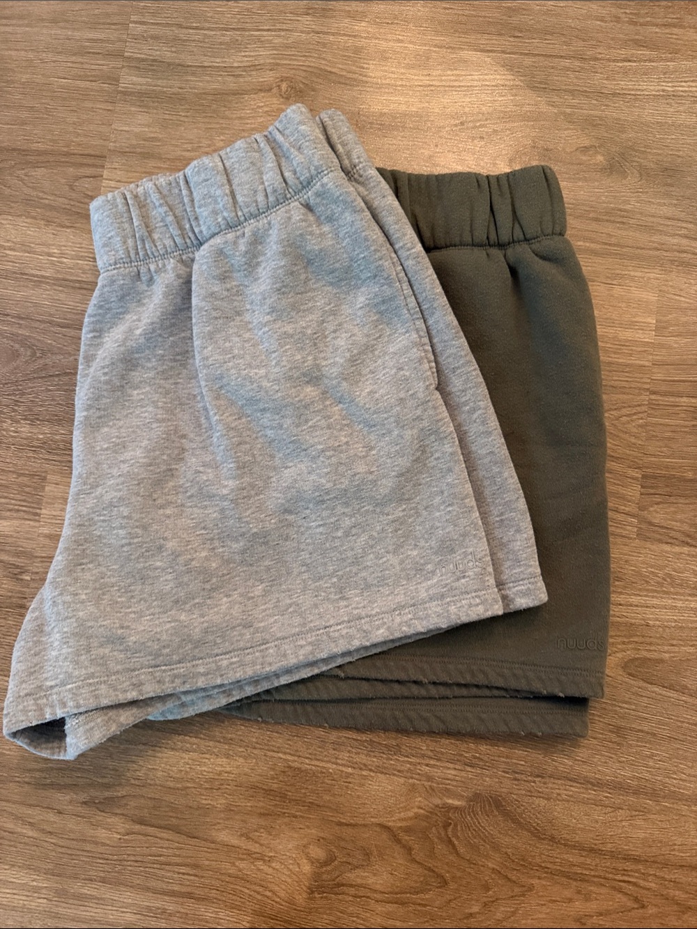 nuuds | Vintage Fleece Shorts | Gray & Olive